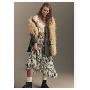 Anthropologie Shaggy Faux Fur Scarf NWT Tan Neutral